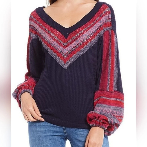 Free People Womens Navy Red V-Neck Copenhagen Long Sleeve Thermal Boho Top Sz M - Picture 8 of 9